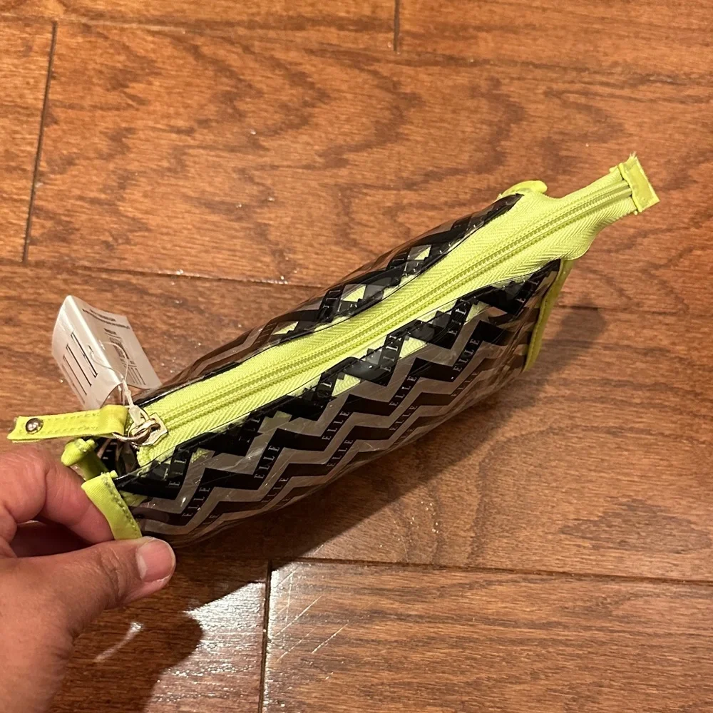 Elle clear Chevron makeup Pouch in Black and Yellow